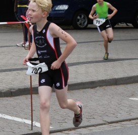 tri_2015_schuelertriathlon-120
